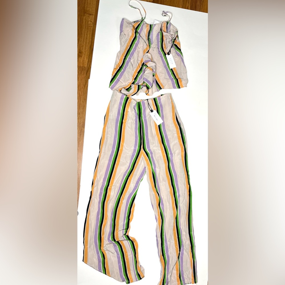 NWT Astr viscose resort wear two piece striped top and bottoms, flowy colorful